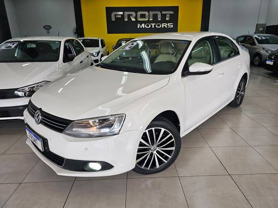 VOLKSWAGEN JETTA 2.0 TSI HIGHLINE 200CV GASOLINA 4P TIPTRONIC